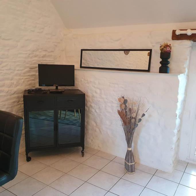 Studio Nid Cosy Avec Piscine Bonnemain المظهر الخارجي الصورة